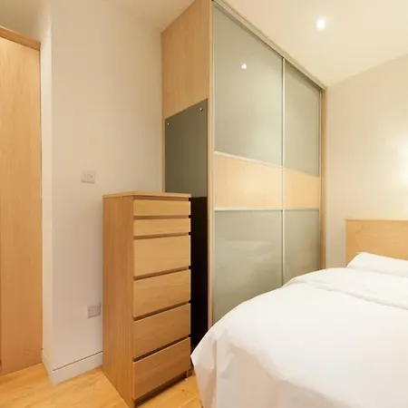 Hotell Grafton Street 3*